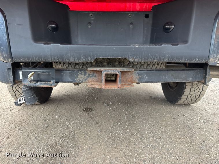 image for item YA2962 2016 Ford F350 Super Duty pickup truck