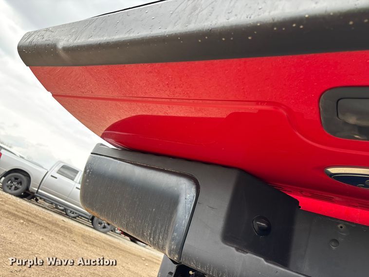 image for item YA2962 2016 Ford F350 Super Duty pickup truck