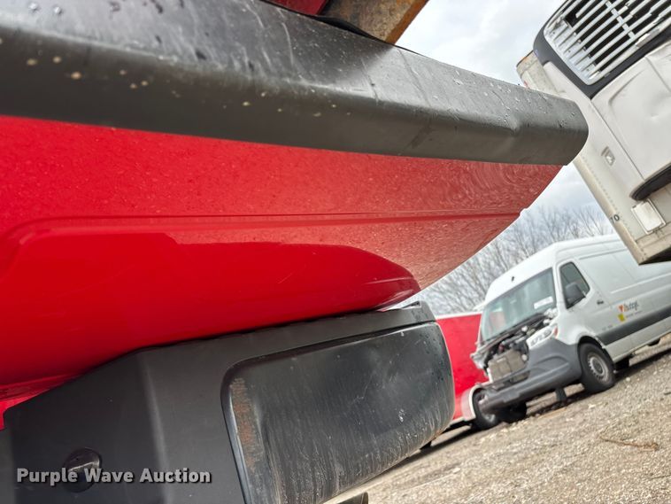 image for item YA2962 2016 Ford F350 Super Duty pickup truck