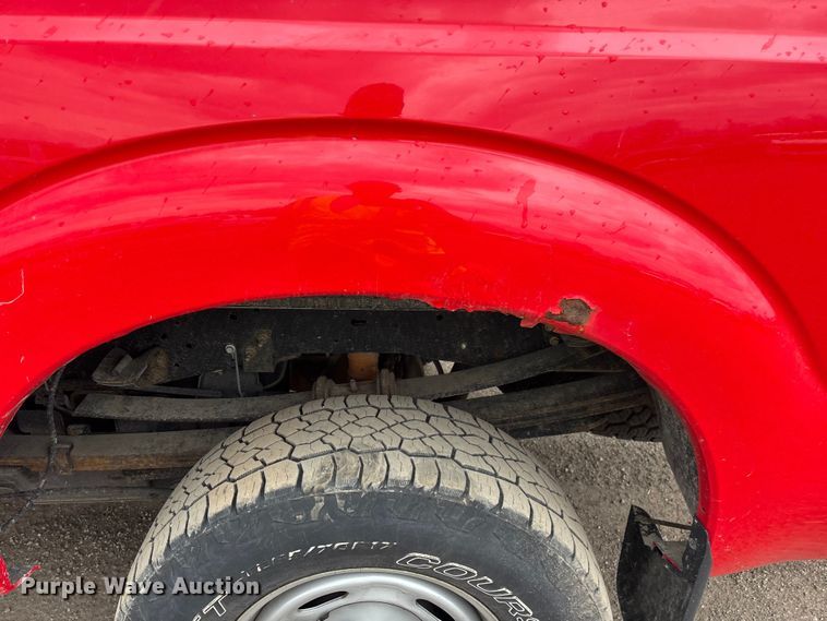 image for item YA2962 2016 Ford F350 Super Duty pickup truck