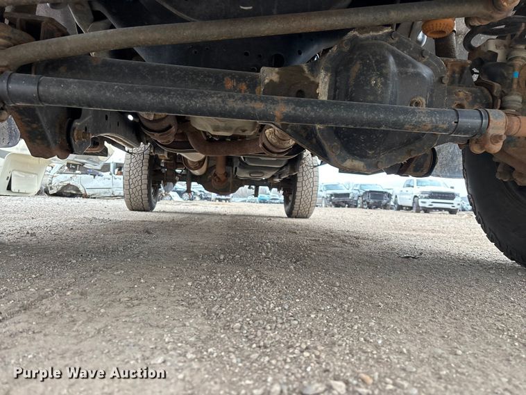 image for item YA2962 2016 Ford F350 Super Duty pickup truck