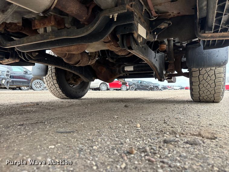 image for item YA2962 2016 Ford F350 Super Duty pickup truck