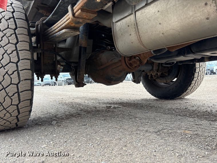 image for item YA2962 2016 Ford F350 Super Duty pickup truck