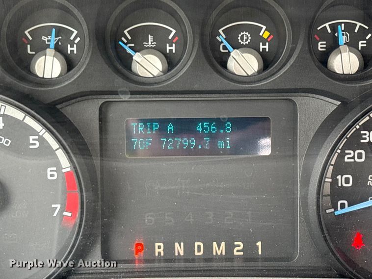 image for item YA2962 2016 Ford F350 Super Duty pickup truck