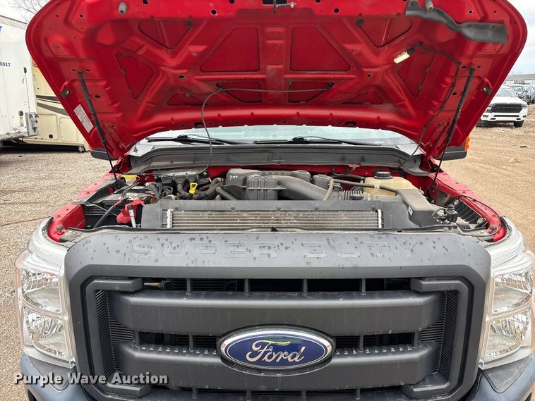 image for item YA2962 2016 Ford F350 Super Duty pickup truck