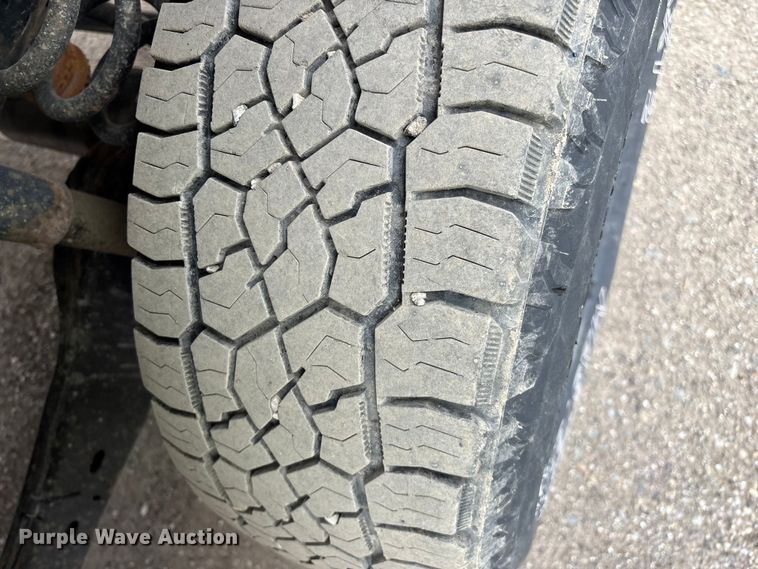 image for item YA2962 2016 Ford F350 Super Duty pickup truck