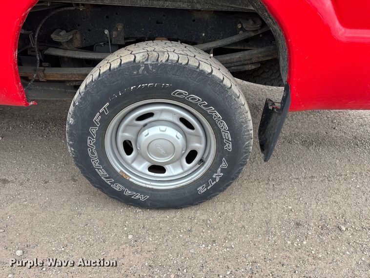 image for item YA2962 2016 Ford F350 Super Duty pickup truck