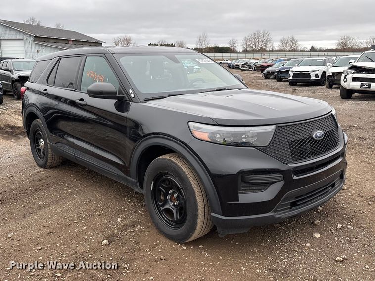 image for item YA2963 2020 Ford Explorer Police Interceptor Hybrid SUV