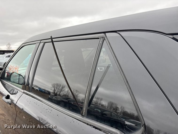 image for item YA2963 2020 Ford Explorer Police Interceptor Hybrid SUV