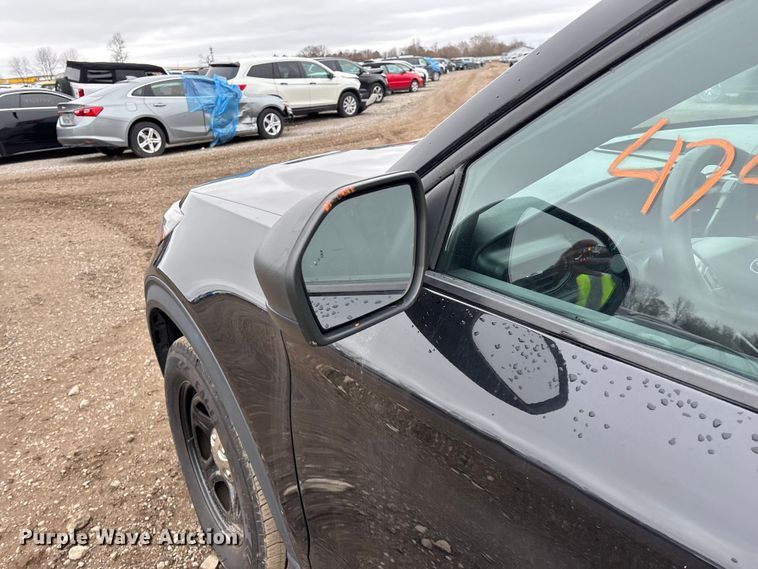 image for item YA2963 2020 Ford Explorer Police Interceptor Hybrid SUV