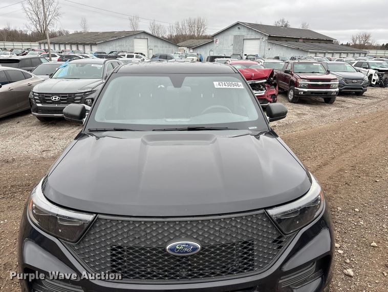 image for item YA2963 2020 Ford Explorer Police Interceptor Hybrid SUV