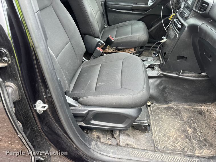 image for item YA2963 2020 Ford Explorer Police Interceptor Hybrid SUV