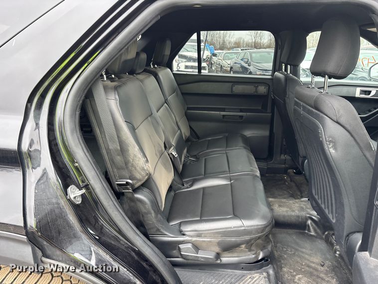 image for item YA2963 2020 Ford Explorer Police Interceptor Hybrid SUV