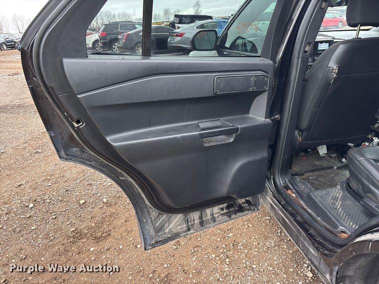 image for item YA2963 2020 Ford Explorer Police Interceptor Hybrid SUV