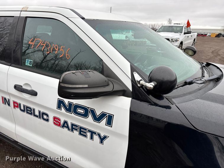 image for item YA2964 2015 Ford Explorer Police Interceptor SUV