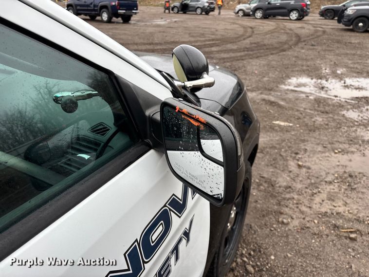 image for item YA2964 2015 Ford Explorer Police Interceptor SUV