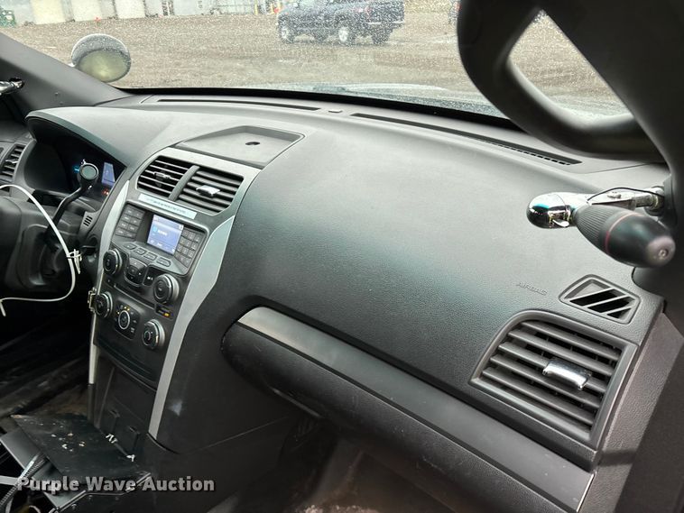 image for item YA2964 2015 Ford Explorer Police Interceptor SUV