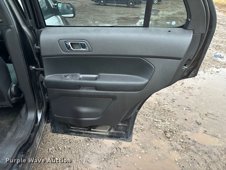 image for item YA2964 2015 Ford Explorer Police Interceptor SUV