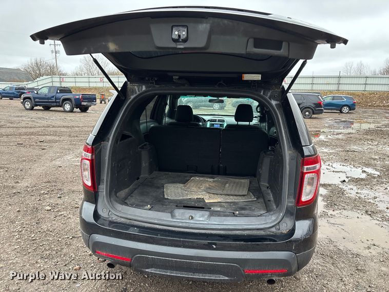 image for item YA2964 2015 Ford Explorer Police Interceptor SUV