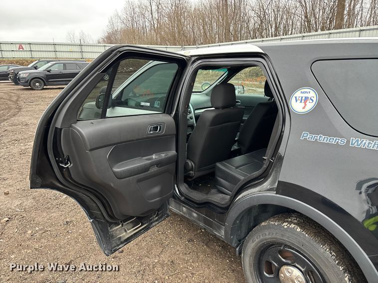 image for item YA2964 2015 Ford Explorer Police Interceptor SUV