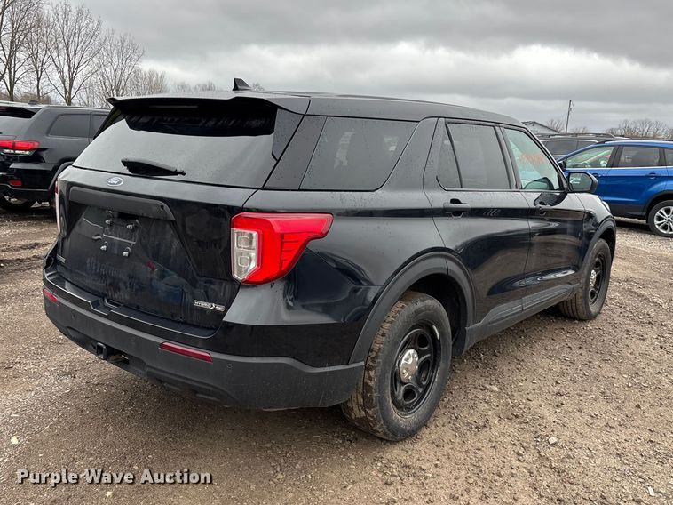 image for item YA2965 2020 Ford Explorer Police Interceptor SUV