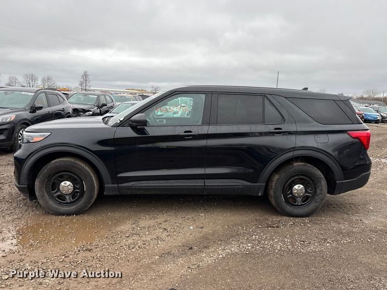 image for item YA2965 2020 Ford Explorer Police Interceptor SUV