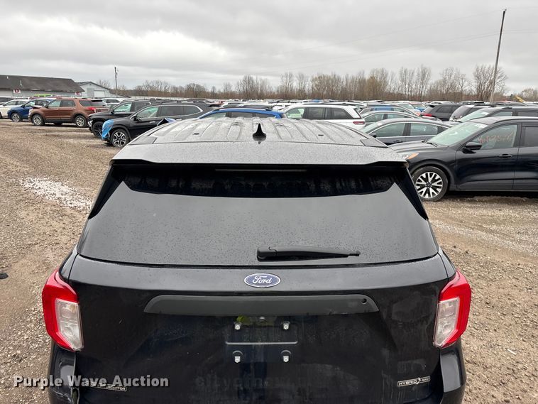 image for item YA2965 2020 Ford Explorer Police Interceptor SUV
