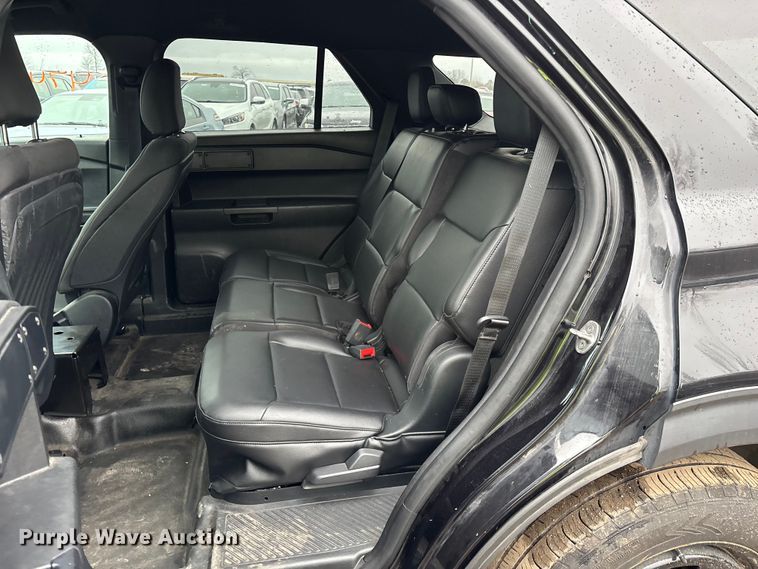 image for item YA2965 2020 Ford Explorer Police Interceptor SUV