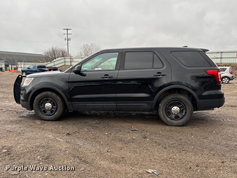 image for item YA2967 2016 Ford Explorer Police Interceptor SUV