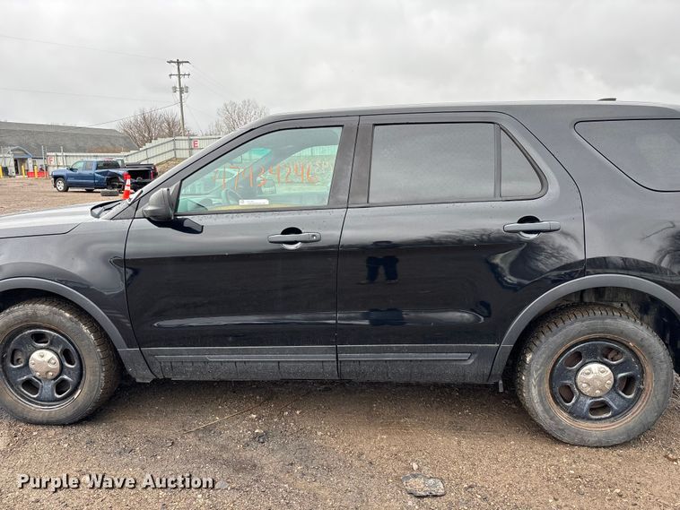 image for item YA2967 2016 Ford Explorer Police Interceptor SUV