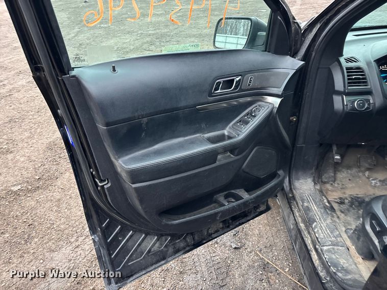 image for item YA2967 2016 Ford Explorer Police Interceptor SUV