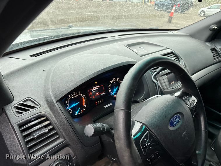 image for item YA2967 2016 Ford Explorer Police Interceptor SUV