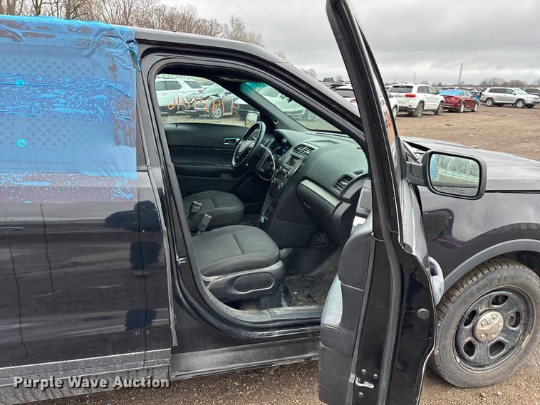 image for item YA2967 2016 Ford Explorer Police Interceptor SUV