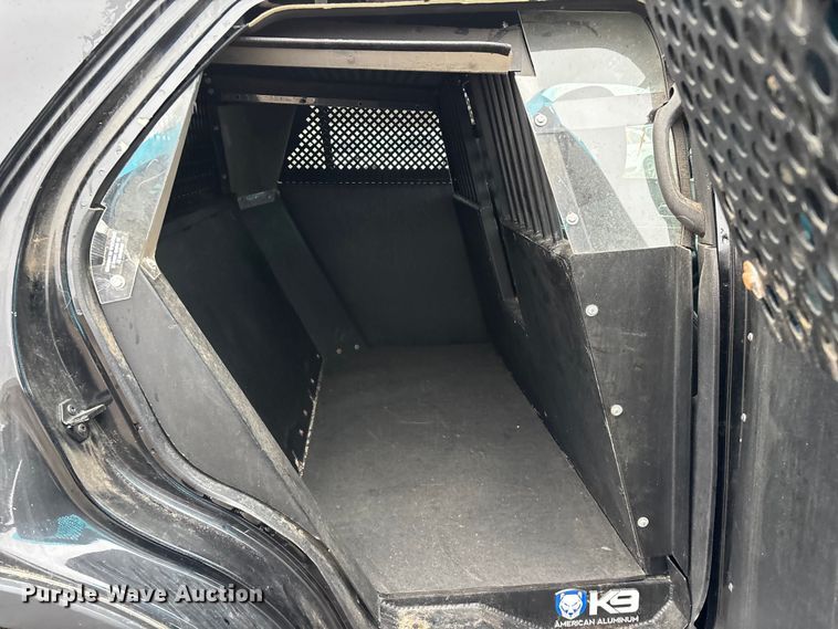 image for item YA2967 2016 Ford Explorer Police Interceptor SUV