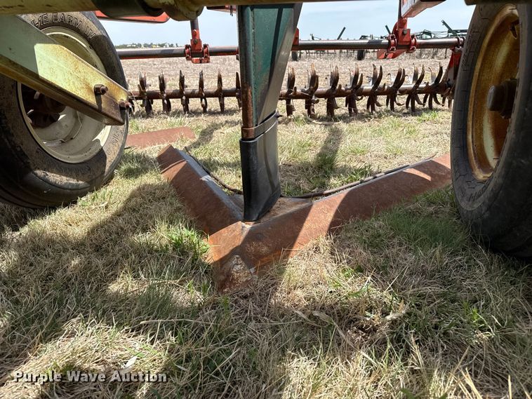 image for item DH1954 Flex King sweep plow