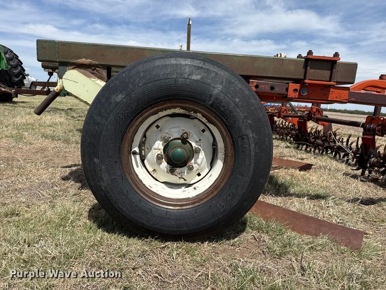 image for item DH1954 Flex King sweep plow