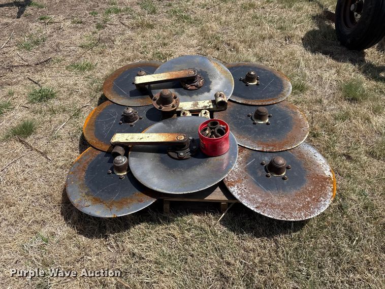 image for item DH1954 Flex King sweep plow