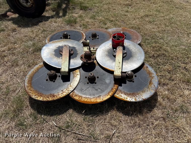 image for item DH1954 Flex King sweep plow