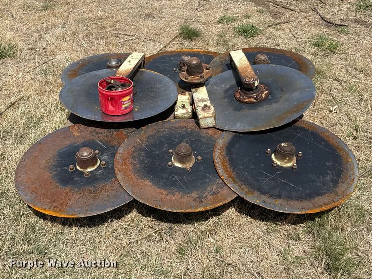 image for item DH1954 Flex King sweep plow