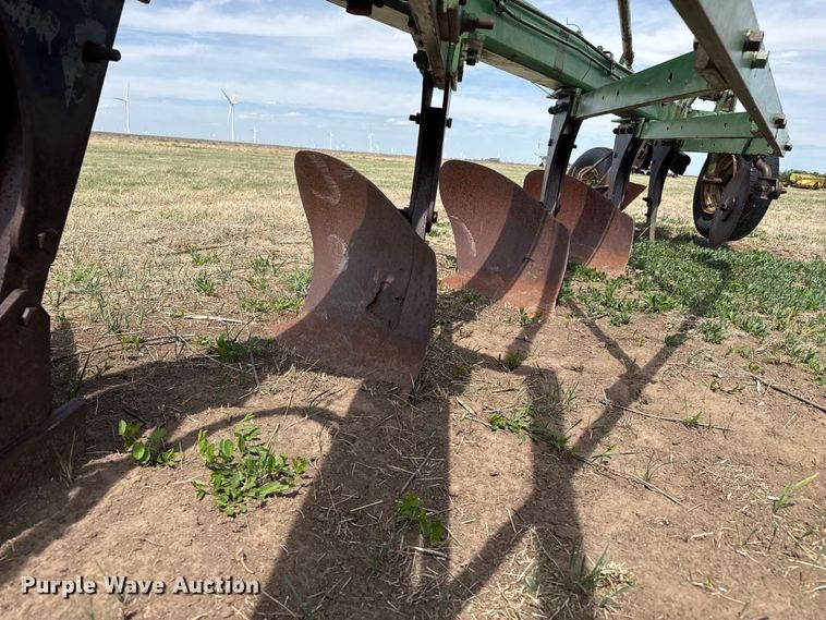image for item DH1955 John Deere plow