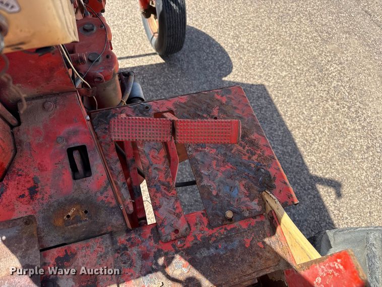 image for item DH1959 Case 930 tractor