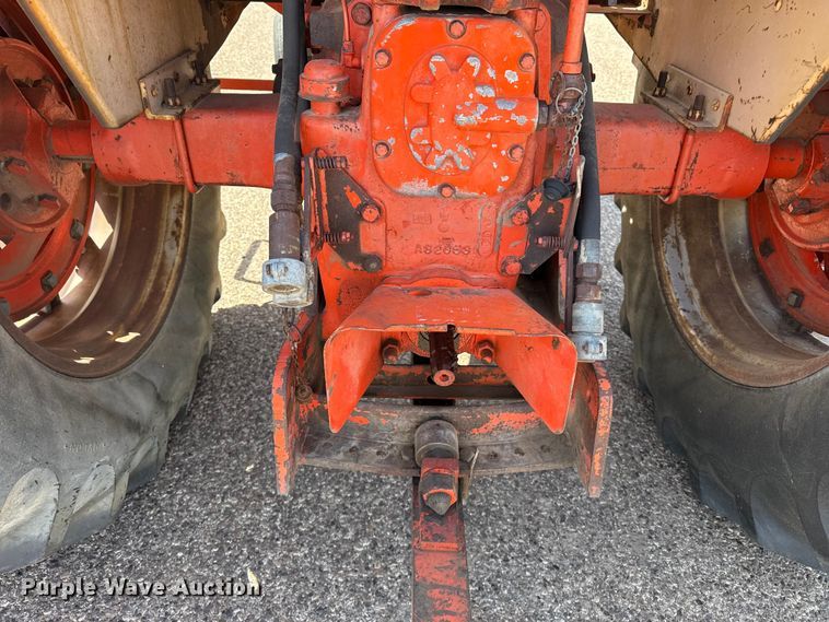 image for item DH1959 Case 930 tractor