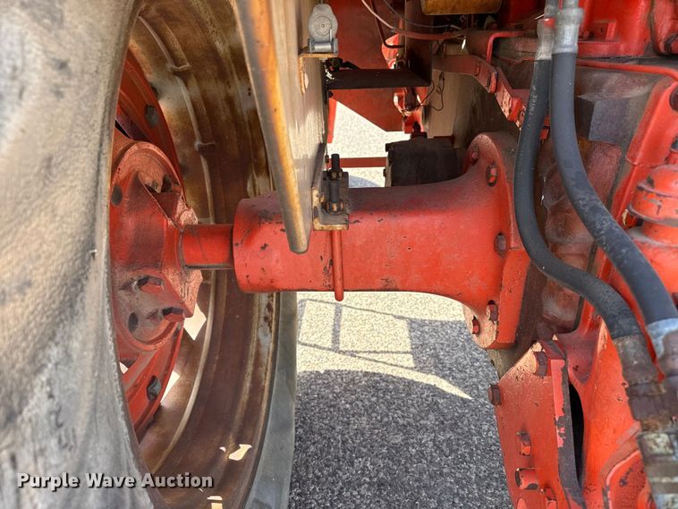 image for item DH1959 Case 930 tractor