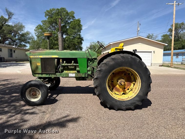 image for item DH1960 1962 John Deere 4010 tractor