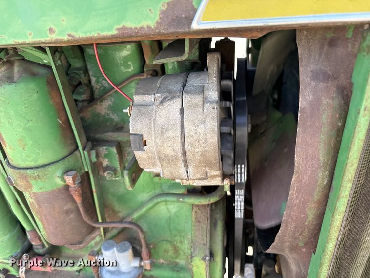 image for item DH1960 1962 John Deere 4010 tractor