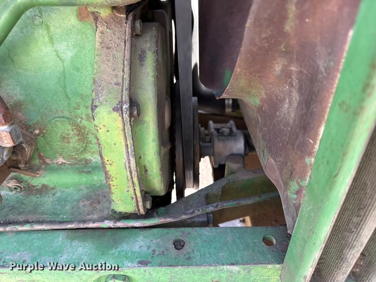 image for item DH1960 1962 John Deere 4010 tractor