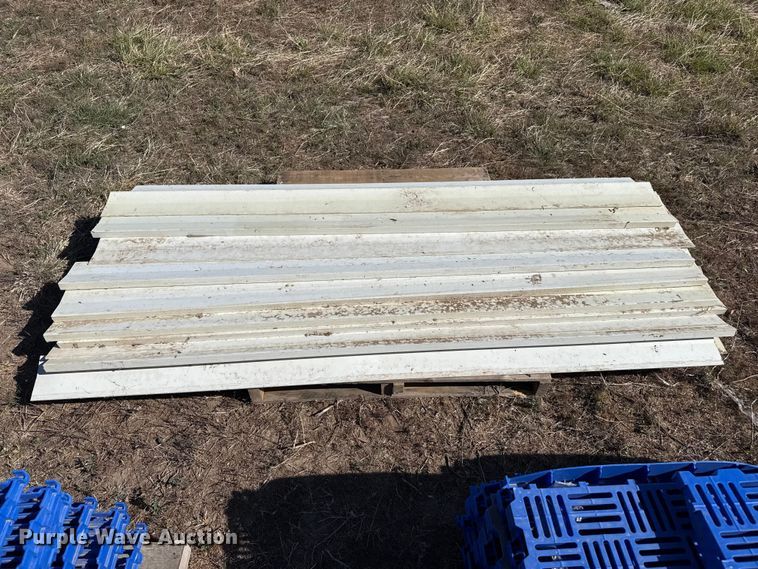 image for item DH1963 Hog slat sow flooring
