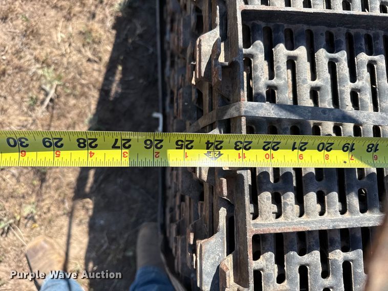 image for item DH1963 Hog slat sow flooring