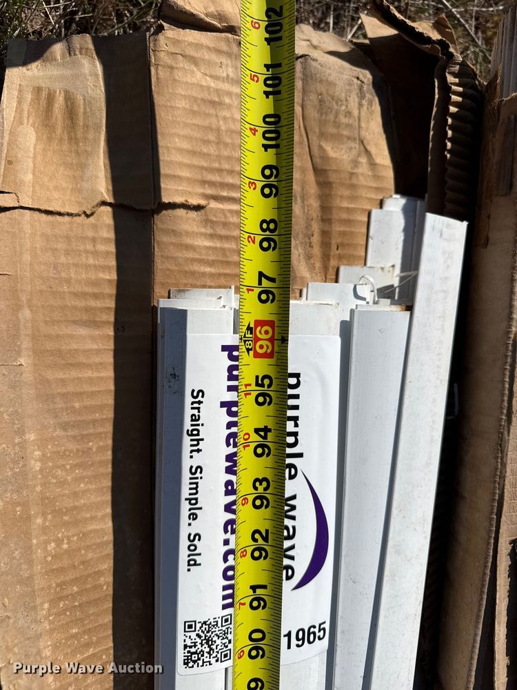 image for item DH1965 Approximately 300 vinyl trim battens