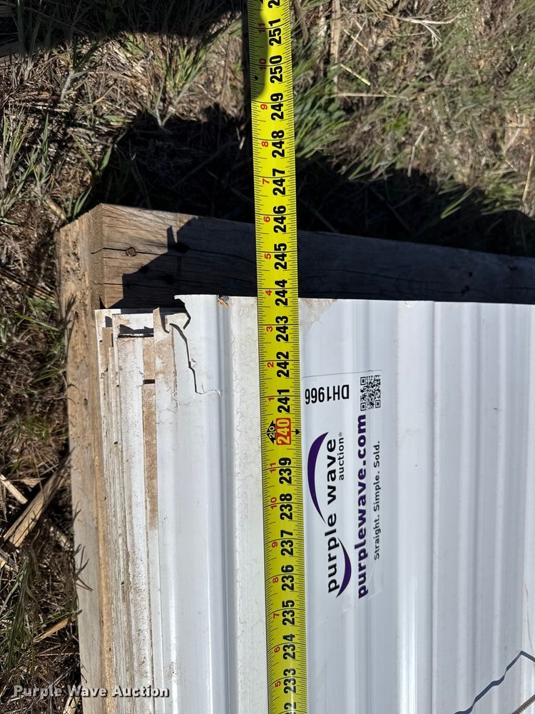 image for item DH1966 (51) sheets of plastic siding